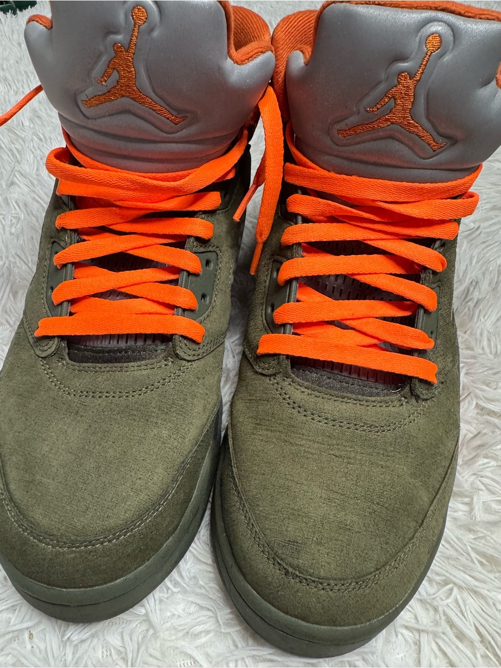 Air Jordan 5 Retro 'Olive - Picture 2 of 10